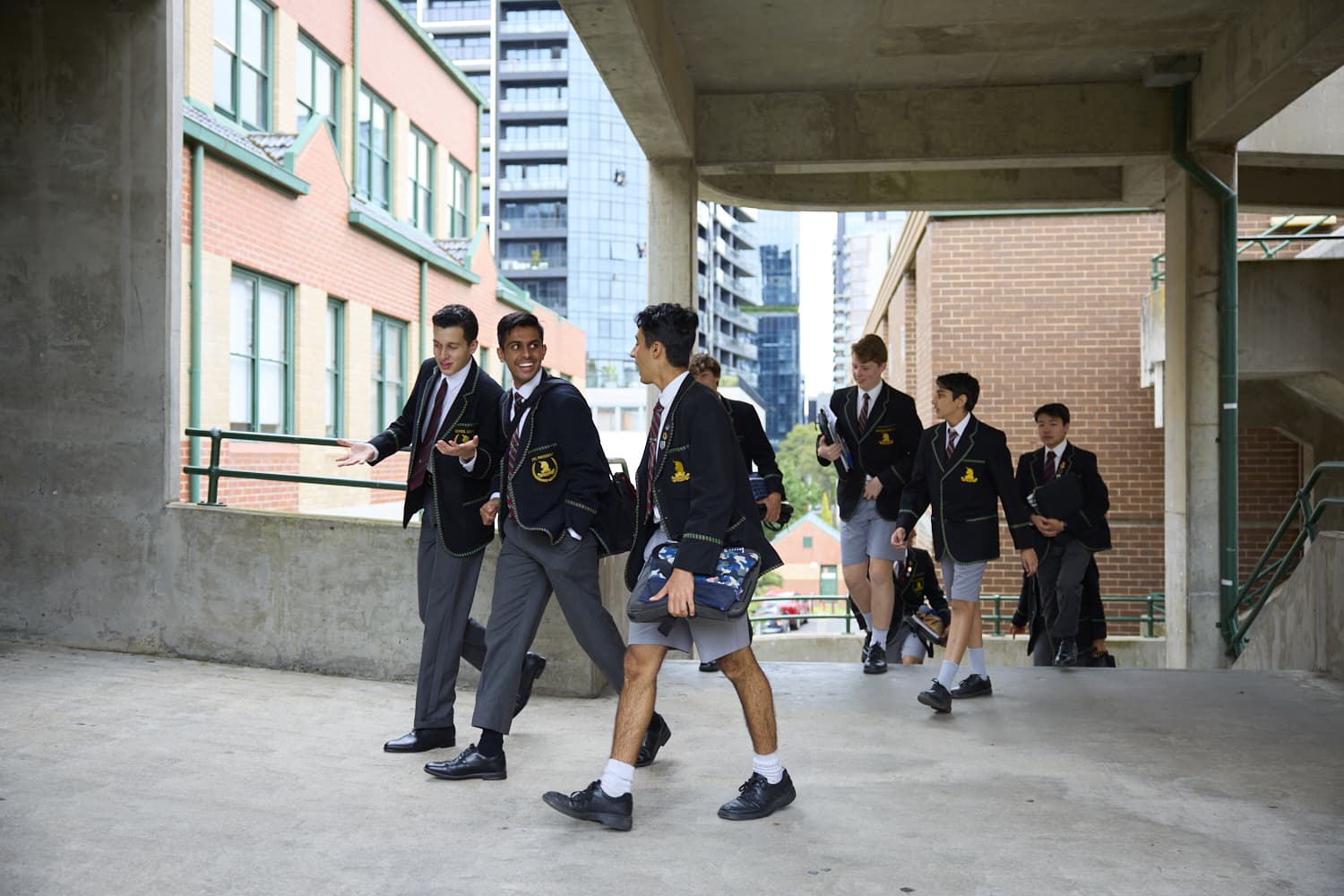Enrol Melbourne High School